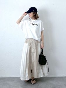 暑い日、何着る?40代スタッフが提案する“涼しいのに体型カバーできる”夏の細見えコーデ