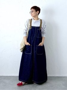 alt="40代・50代女性に似合うカジュアルコーデ|大人カジュアルを格上げする秋の着こなし術"