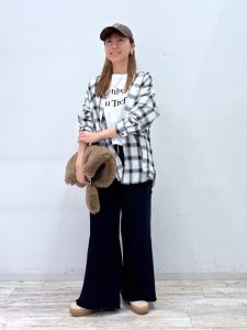 40代・50代女性必見!秋のおしゃれを格上げする最新コーデ|アウター・ニット・柄・パンツ・小物