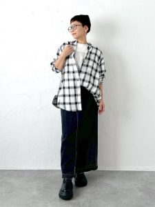 40代・50代女性必見!秋のおしゃれを格上げする最新コーデ|アウター・ニット・柄・パンツ・小物