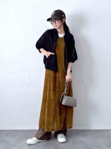 2025秋のトレンドファッション|大人女子に似合う旬アイテム&着こなし15選