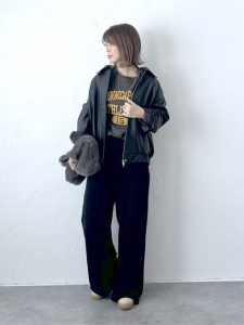 alt="50代が輝く秋のパンツコーデ|簡単に垢抜ける着こなし術とおすすめアイテム8選"