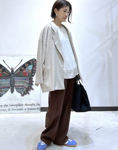 ゆるっとシルエットを綺麗めに着こなす！大人世代はリラクシーに仕上げるのがコツ