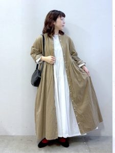 alt=“40代・50代のための冬のきれいめカジュアル|抜け感×上品さで差がつく大人スタイル"