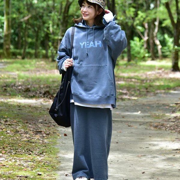 【2025年】40代・50代のための秋冬のファッション｜簡単に垢ぬけるスウェットコーディネート