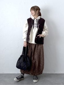 alt=“40代ファッション｜今着たい秋冬コーデ満載！大人女子の最新スタッフ厳選スタイリング集"