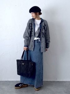 alt=“40代が“今買うべき”新作アイテム｜体型カバーも叶う秋冬コーデ"