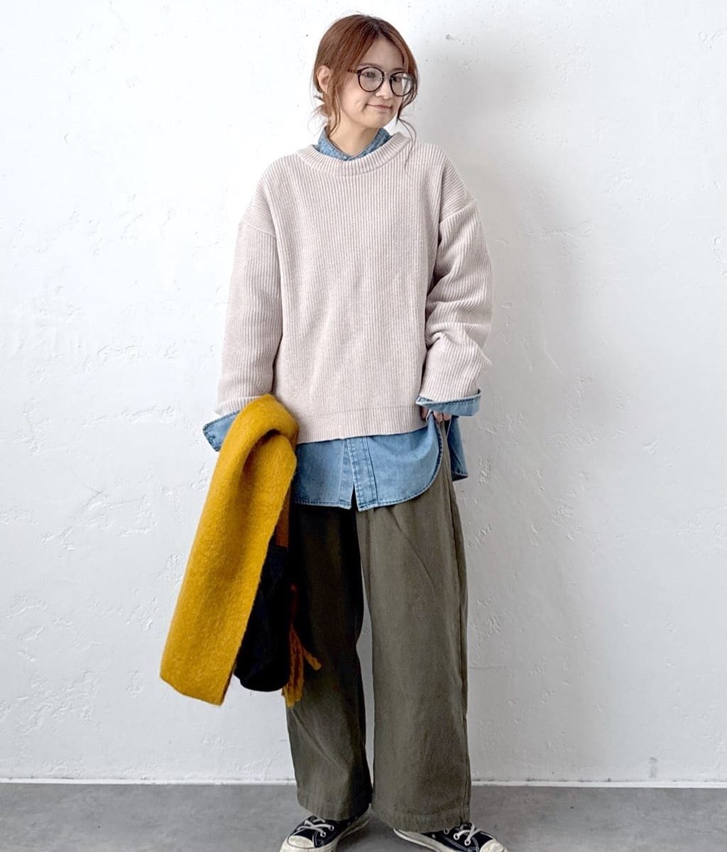 alt=“大人女子のためのニットコーデ術｜40代・50代が輝く秋冬スタイル集"