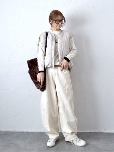 alt=“40代・50代の防寒コーデ完全ガイド|寒さ対策しながらおしゃれに見える冬の着こなし術"