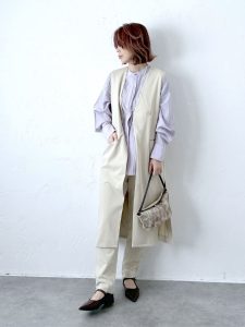 alt=“【2025年春】卒業式・入学式の母親の服装|40代・50代のセレモニーコーデ5選"