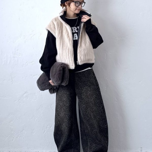 大人の色柄コーデ完全ガイド|レオパード・ダマスク・ボーダーで作るこなれ感カジュアル