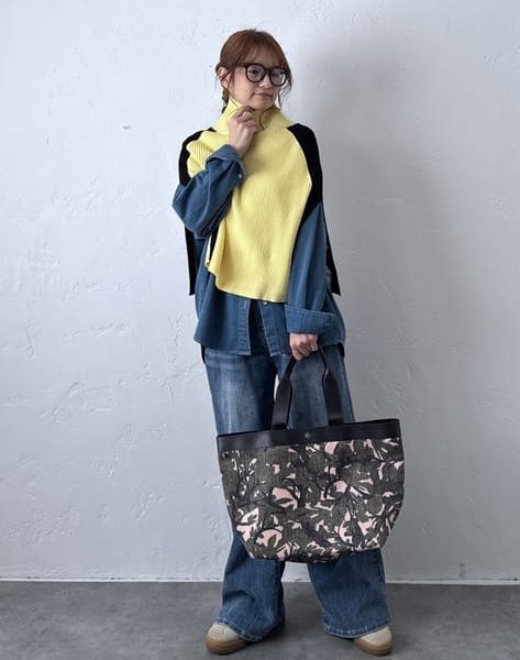 【40代・50代】1枚あれば便利!ポンチョの着回しコーデ5選|大人カジュアルな冬の着こなし術