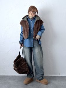 alt=“【2025年冬】HugHugスタッフの最新コーデ5選|40代・50代の今すぐ真似したい大人カジュアル"