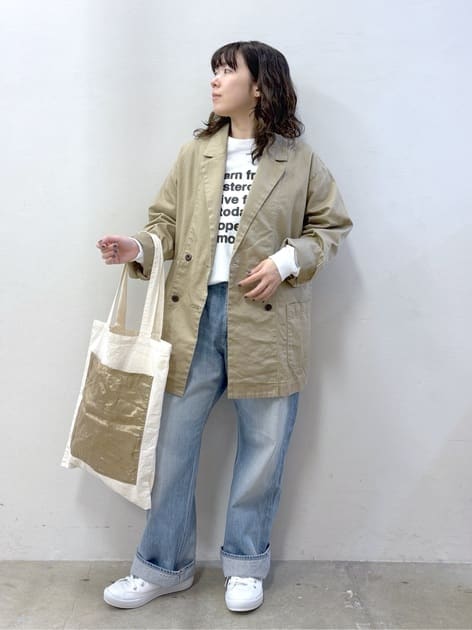 alt=“40代のワイドパンツ着こなし術｜体型カバー&抜け感を叶える春コーデ5選"