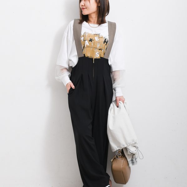 40、50代のスニーカーコーディネート！抜け感あるお洒落を楽しむコツ