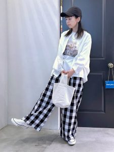 alt=“【40代】GWお出かけコーデ5選｜動ける大人カジュアルスタイル"