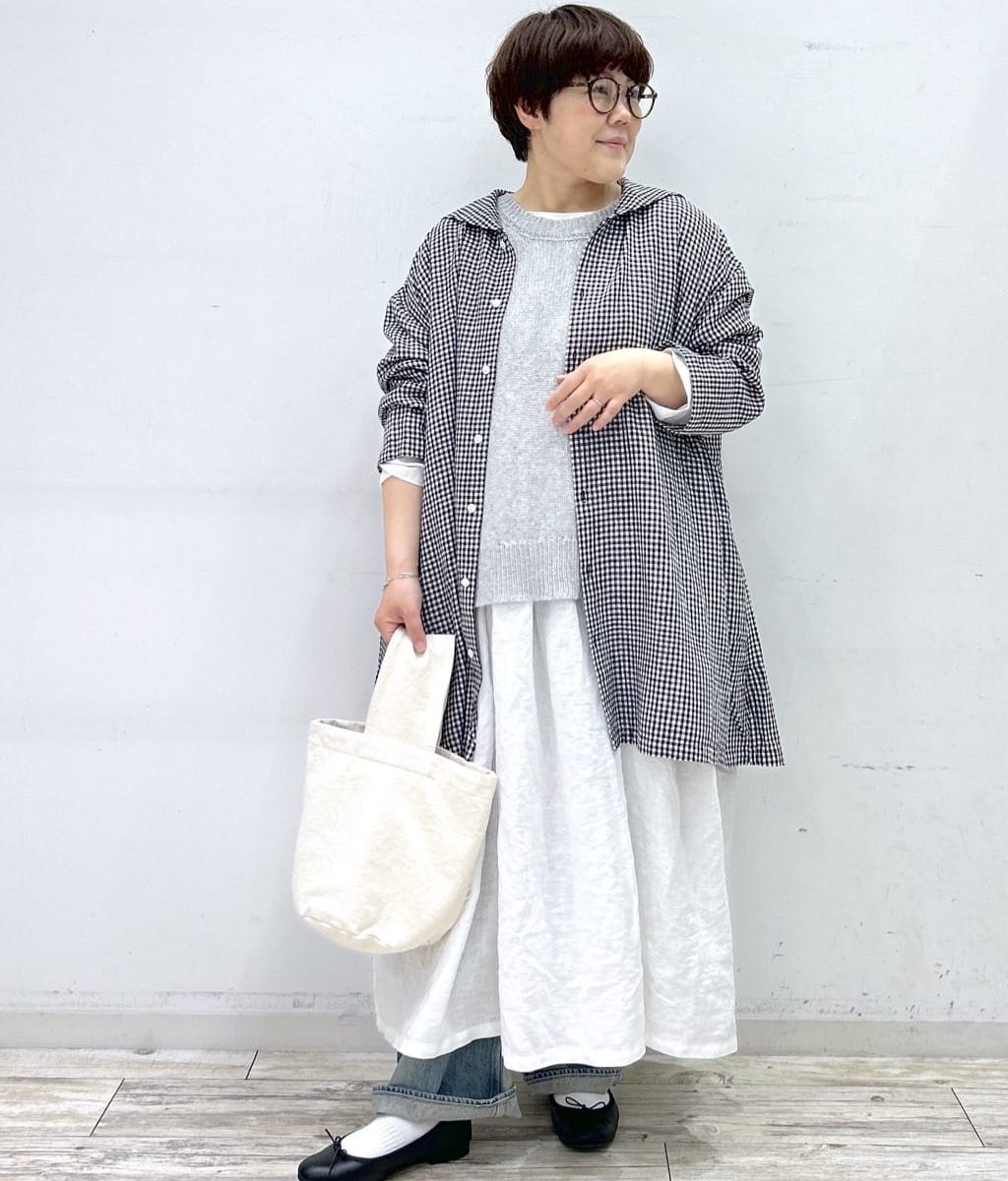 alt=“【【40代】ゆったりワンピースコーデ5選｜体型カバーしながら作る大人おしゃれスタイル"