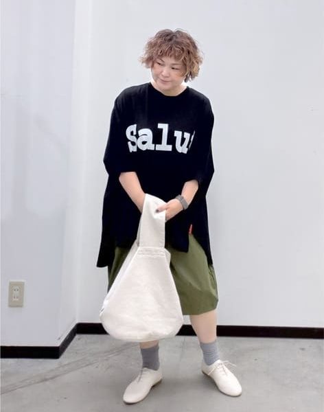 【40代・50代】カーキコーデ5選｜垢抜ける大人スタイル